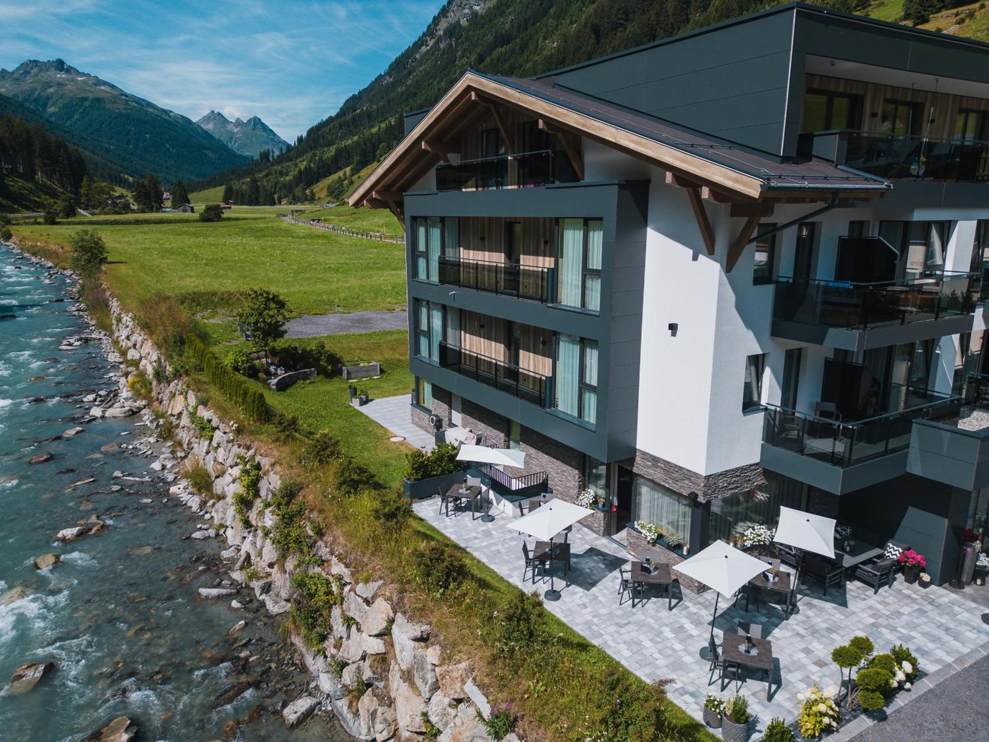 Hotel Modern Mountain Ισγκλ Εξωτερικό φωτογραφία